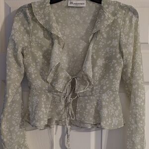 No Boundaries Women's Floral Ruffle Top - Green